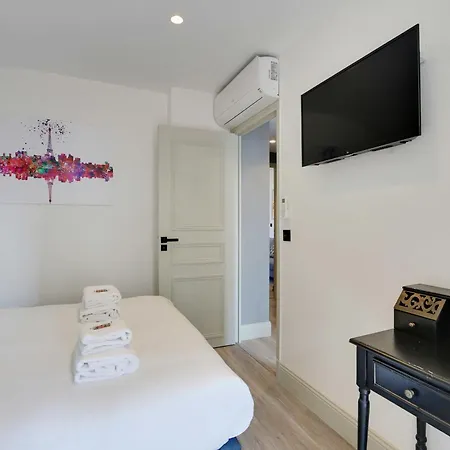 Charonne-bastille * باريس